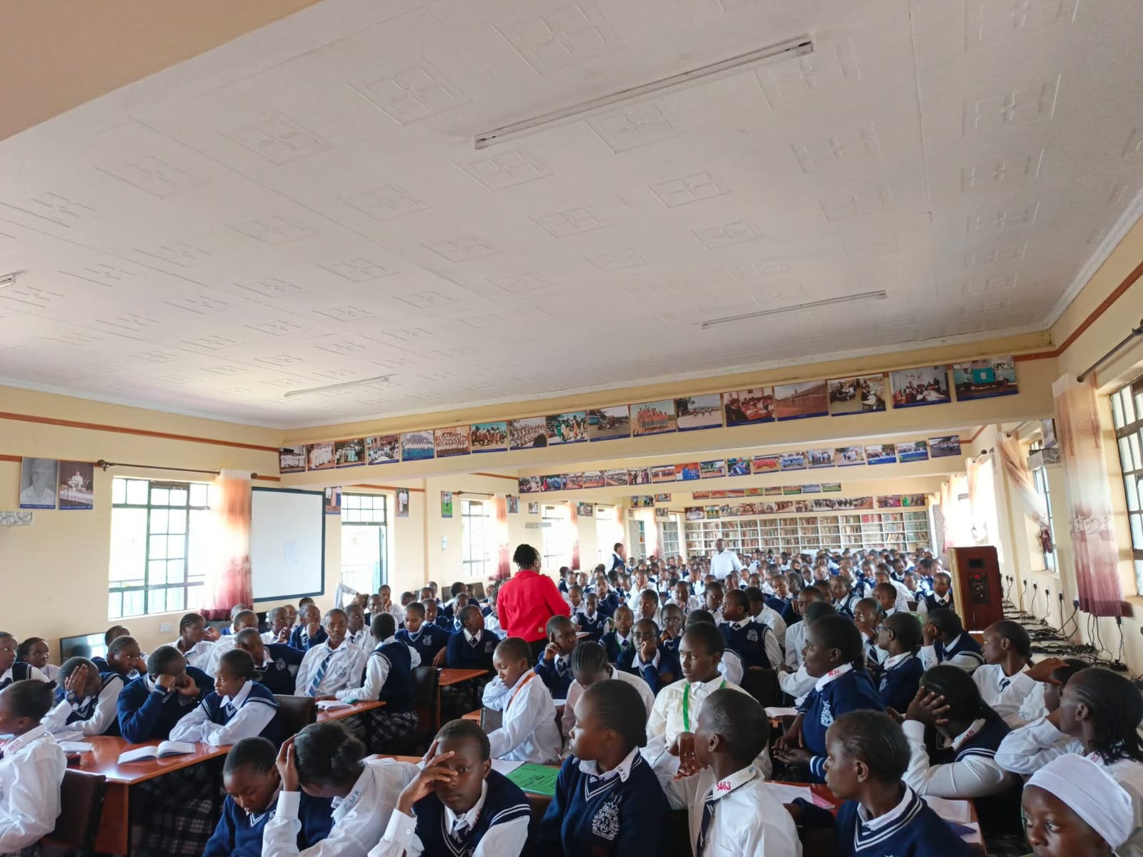 Mindful Learning engaging students during a school session